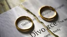 A do-it-yourself divorce is almost always a terrible idea. Here are 3 reasons not to do a D-I-Y divorce.